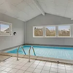 Spacious And Well Furnished Pool House - Sj170 Harboor
