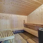 Holiday home Spacious And Well Furnished Pool House - Sj170 Harboor