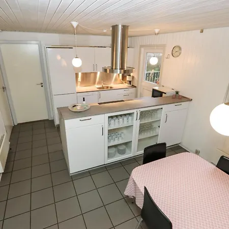 Holiday home Spacious And Well Furnished Pool House - Sj170 *