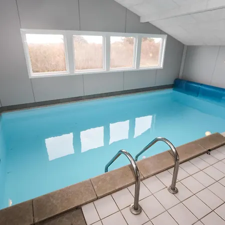 Spacious And Well Furnished Pool House - Sj170 Holiday home *