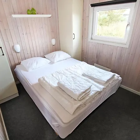 Spacious And Well Furnished Pool House - Sj170 度假居