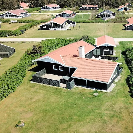 Spacious And Well Furnished Pool House - Sj170 Feriehus