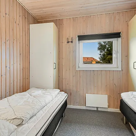 Spacious And Well Furnished Pool House - Sj170 בית נופש