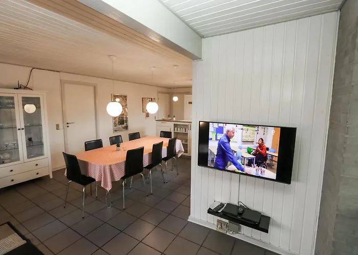 Spacious And Well Furnished Pool House - Sj170 Дом отдыха Harboor